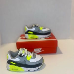 Nike Air Max 90 Volt Grey White Neon CD6868-101 Toddler Shoes Size 6c